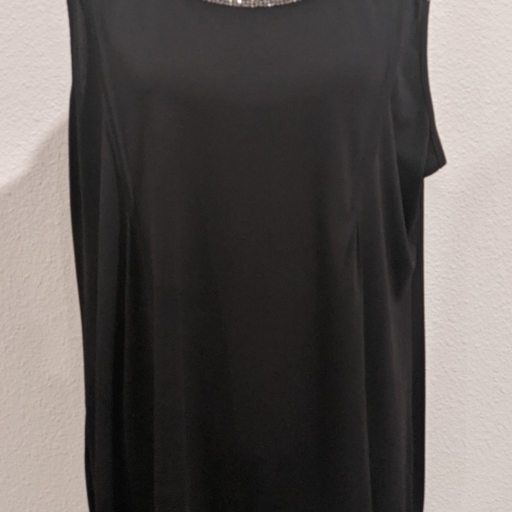 Top - Picture 4 of 6